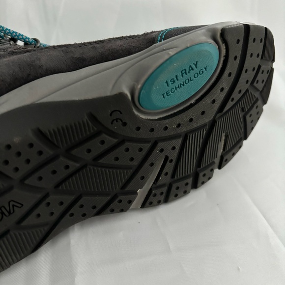 Vionic Women’s Shoes withh Orthaheel Technology Cypress Trail Walker Ankle Boot - Picture 9 of 16